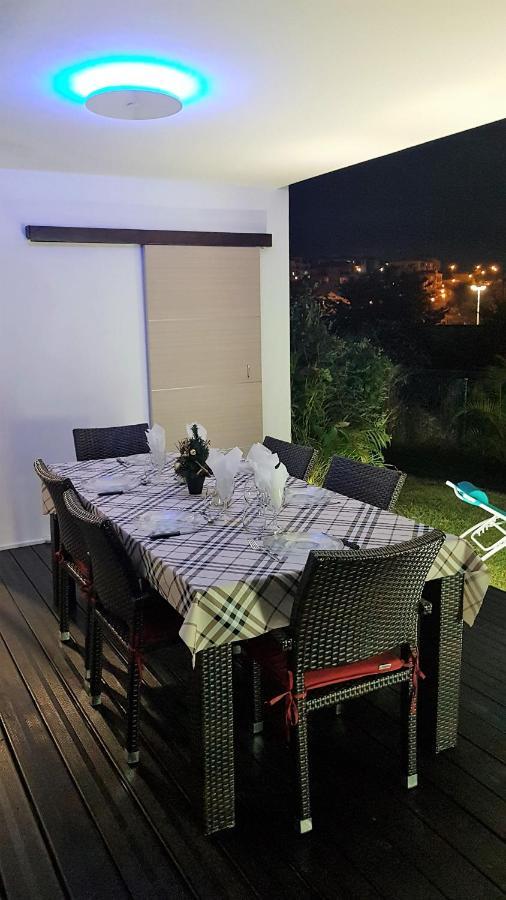 T2 Classe 4 Etoiles Avec Jardin, Piscine, Vue Mer A Saint-Gilles-Les-Bains Exterior foto