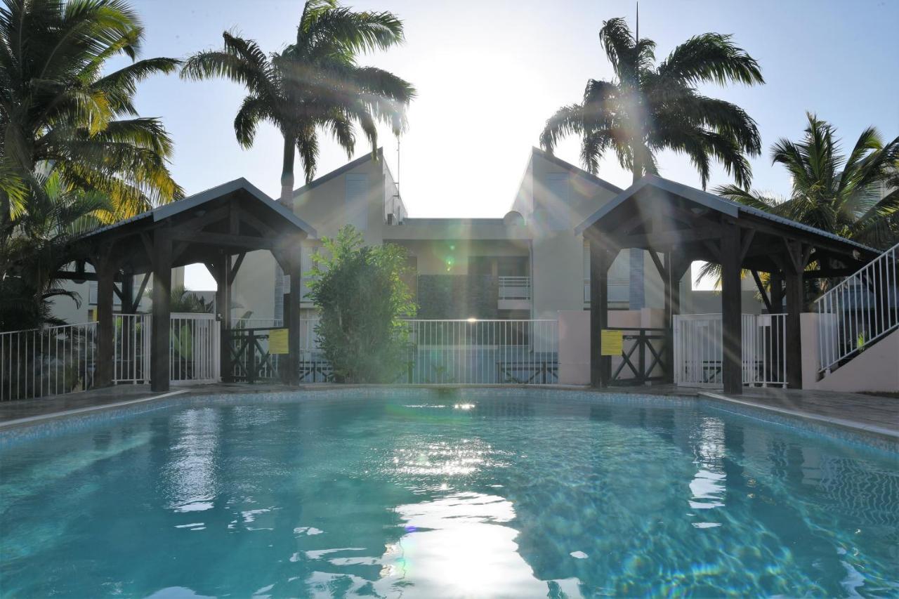 T2 Classe 4 Etoiles Avec Jardin, Piscine, Vue Mer A Saint-Gilles-Les-Bains Exterior foto
